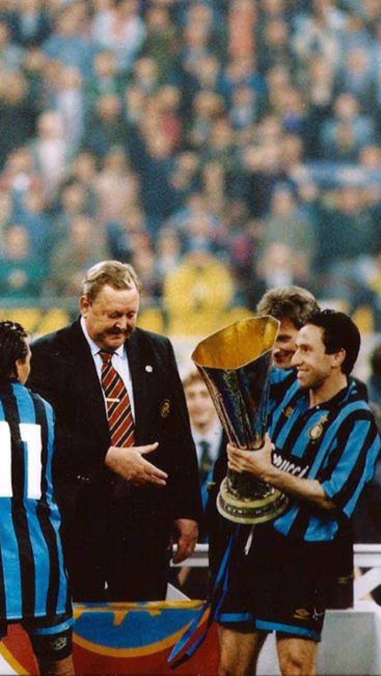 Angelo Orlando holding the UEFA Cup with Inter in 1994