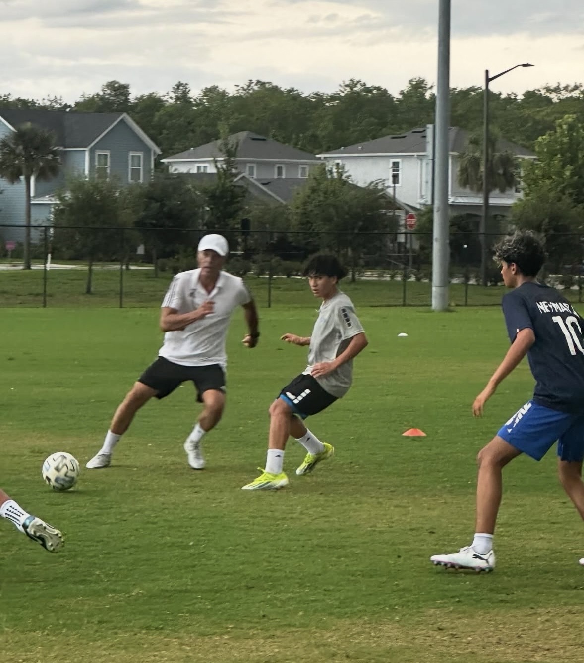 Marcelo Gonçalves taking part in a small-sided practice with players